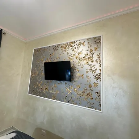 Alan 2 Apartment Turin